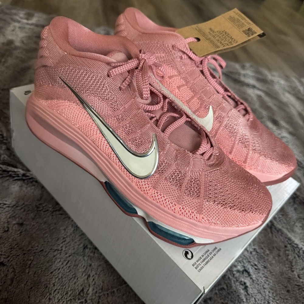 Nike Air Zoom GT Hustle 3 Basketball Red Stardust Limited Rare Size 9